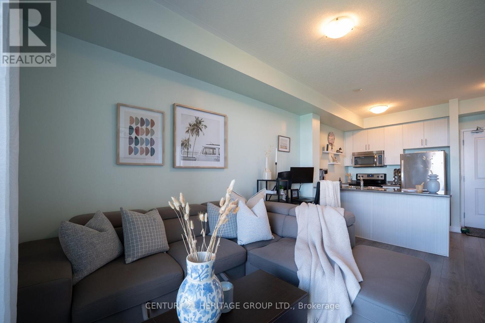 301 - 35 Southshore Crescent, Hamilton, Ontario  L8E 0J2 - Photo 11 - X13471580