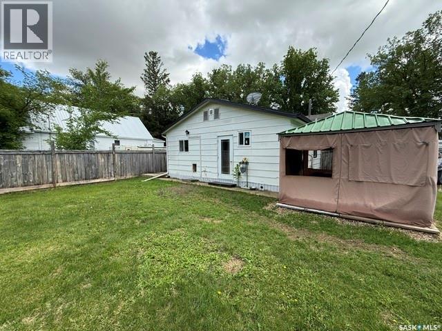 309 & 319 Alberta Street, Kamsack, Saskatchewan S0A 1S0 - Photo 4 - SK040198