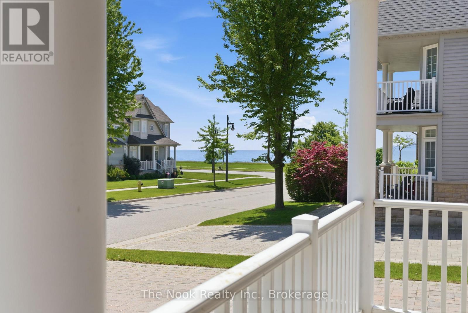 10 Sisson Lane, Clarington, Ontario  L1B 0A7 - Photo 5 - E13467472