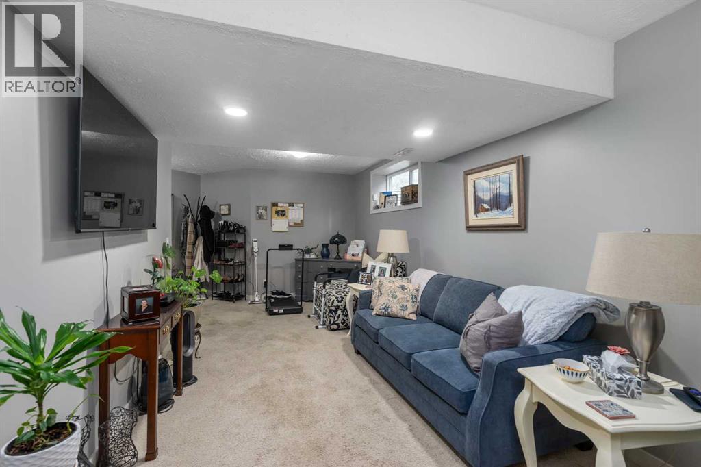 2067 Luxstone Boulevard Sw, Airdrie, Alberta  T4B 0J8 - Photo 27 - A2322057