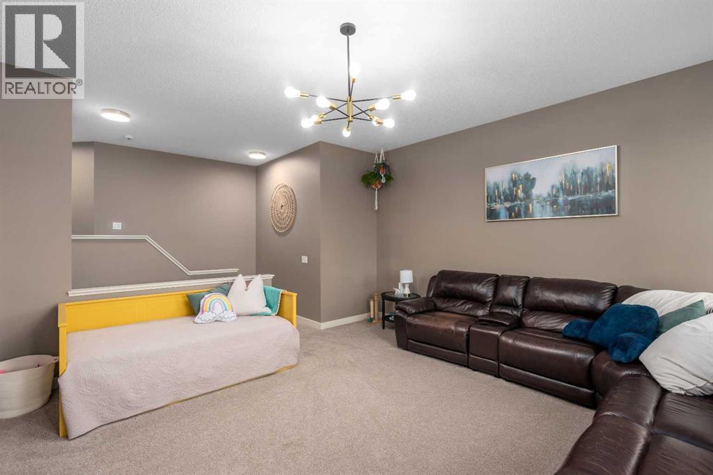 2067 Luxstone Boulevard Sw, Airdrie, Alberta  T4B 0J8 - Photo 16 - A2322057