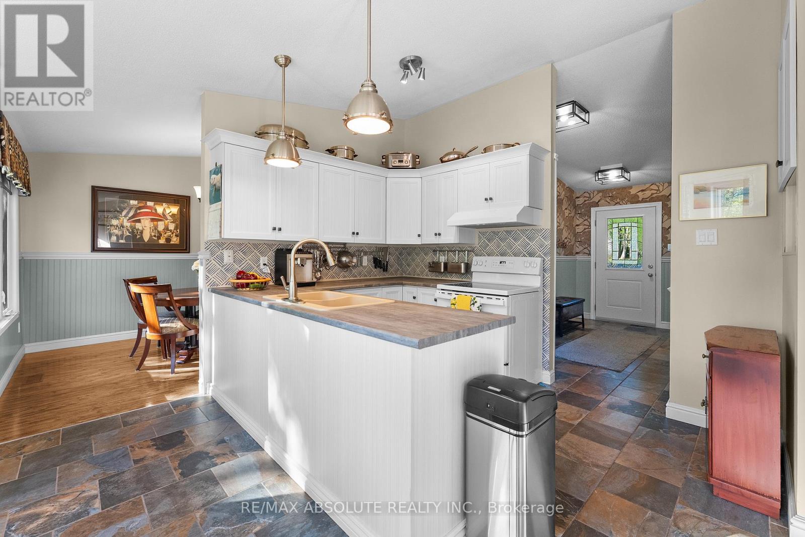 864 Centre Street, Mcnab/braeside, Ontario K0A 1G0 - Photo 14 - X13471664