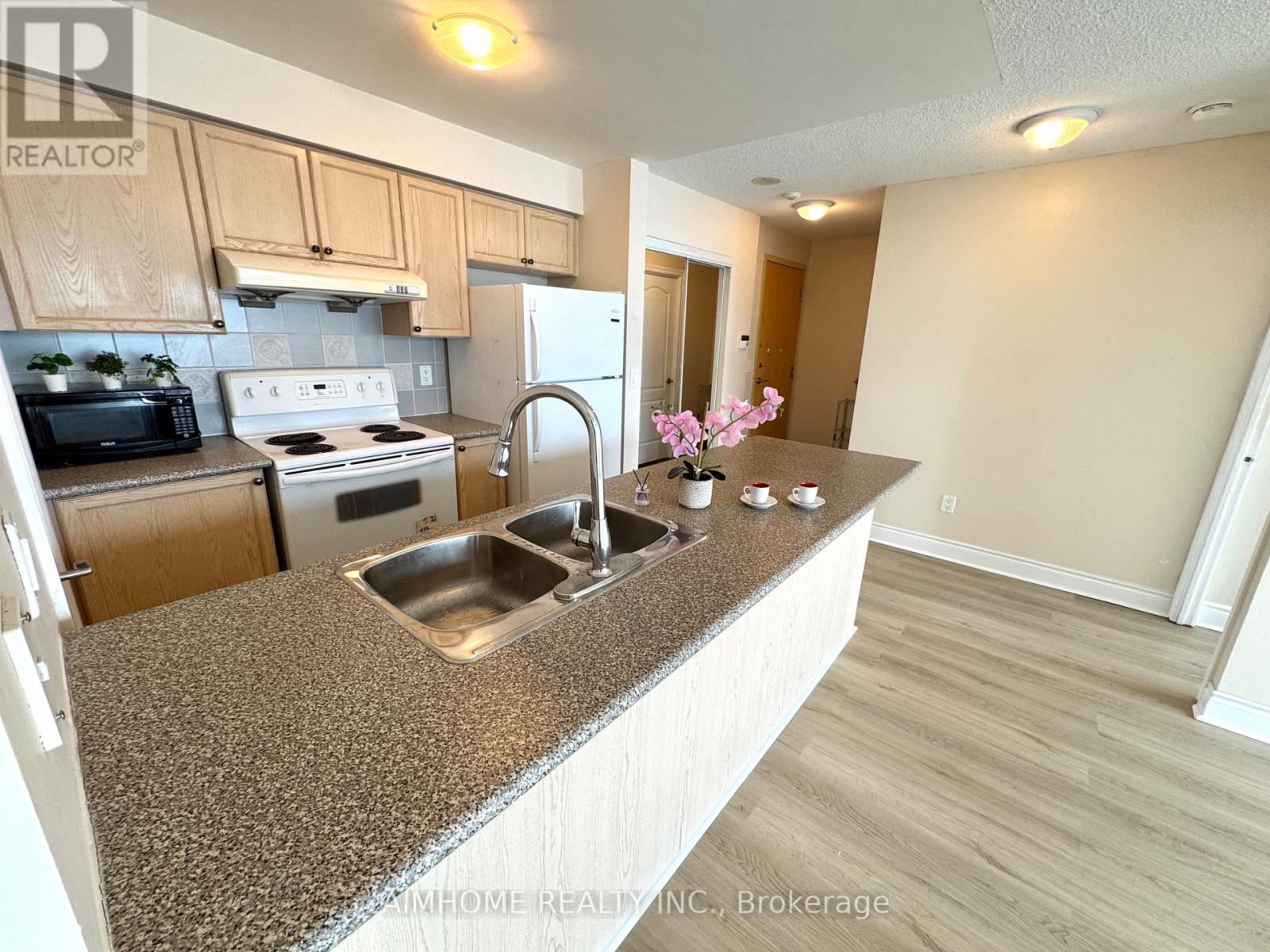 607 - 60 Brian Harrison Way, Toronto, Ontario  M1P 5J5 - Photo 9 - E13171378