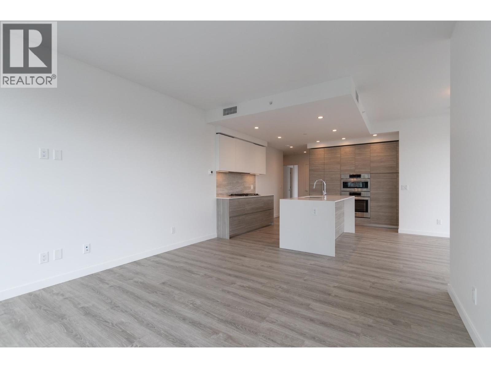1704 680 Quayside Drive, New Westminster, British Columbia  V3M 0P2 - Photo 15 - R3137996