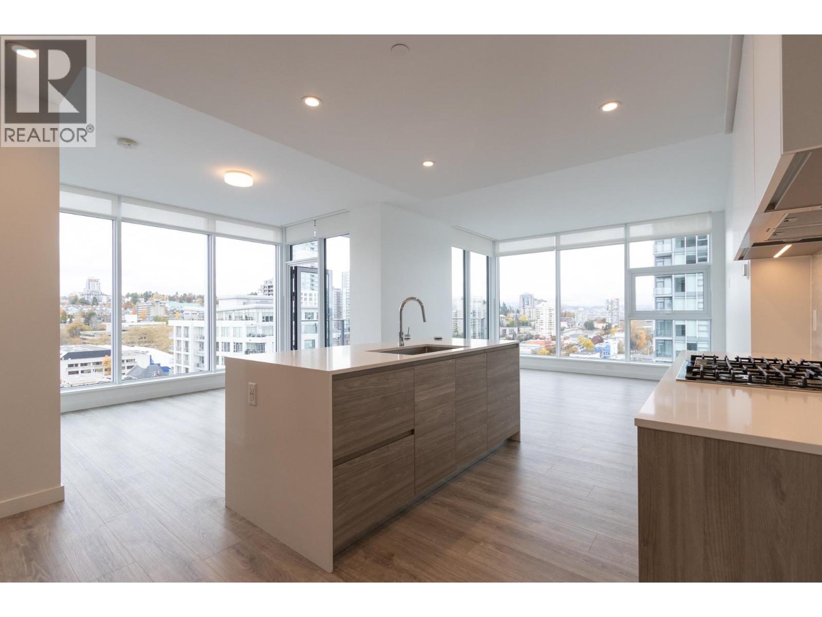 1704 680 Quayside Drive, New Westminster, British Columbia  V3M 0P2 - Photo 7 - R3137996