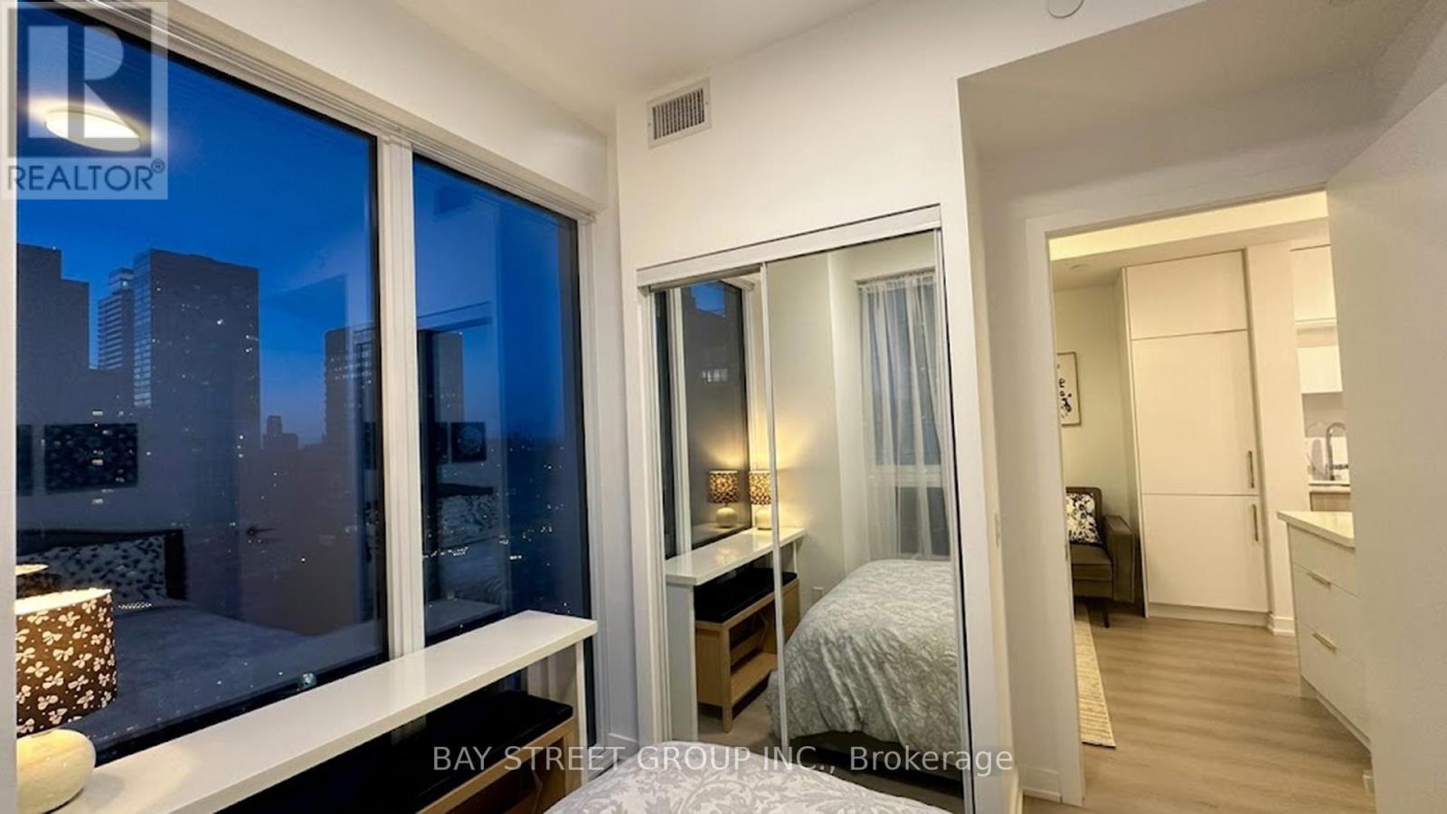 2911 - 100 Queen St E Street, Toronto, Ontario  M5C 0B5 - Photo 27 - C13471646