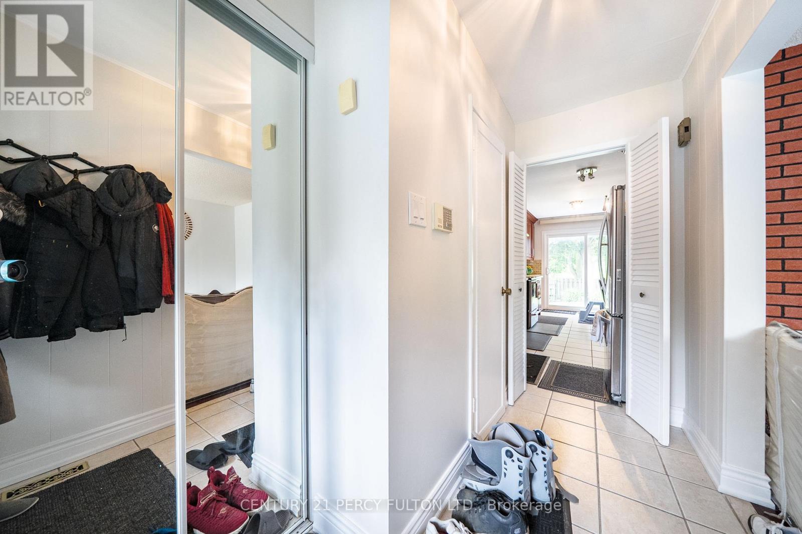 33 Nahanni Terrace, Toronto, Ontario  M1B 1B7 - Photo 10 - E13471644