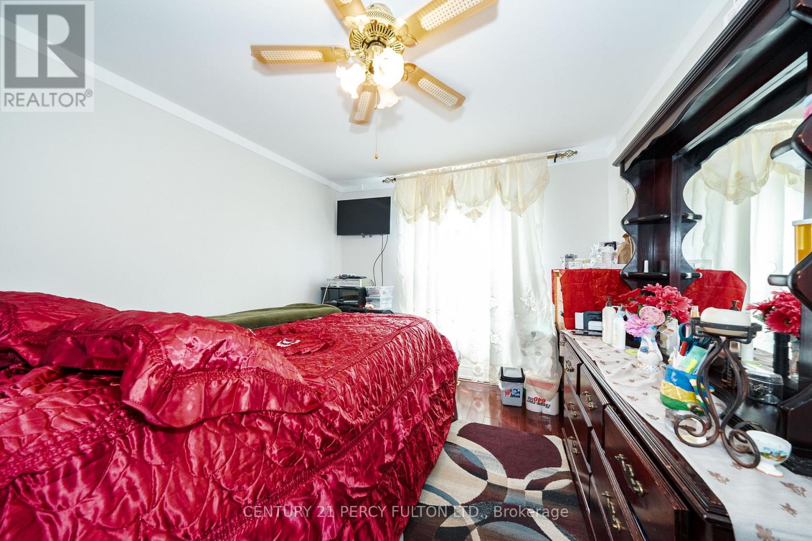33 Nahanni Terrace, Toronto, Ontario  M1B 1B7 - Photo 18 - E13471644