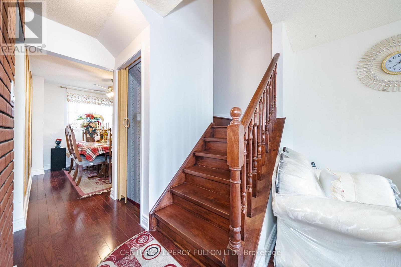 33 Nahanni Terrace, Toronto, Ontario  M1B 1B7 - Photo 6 - E13471644