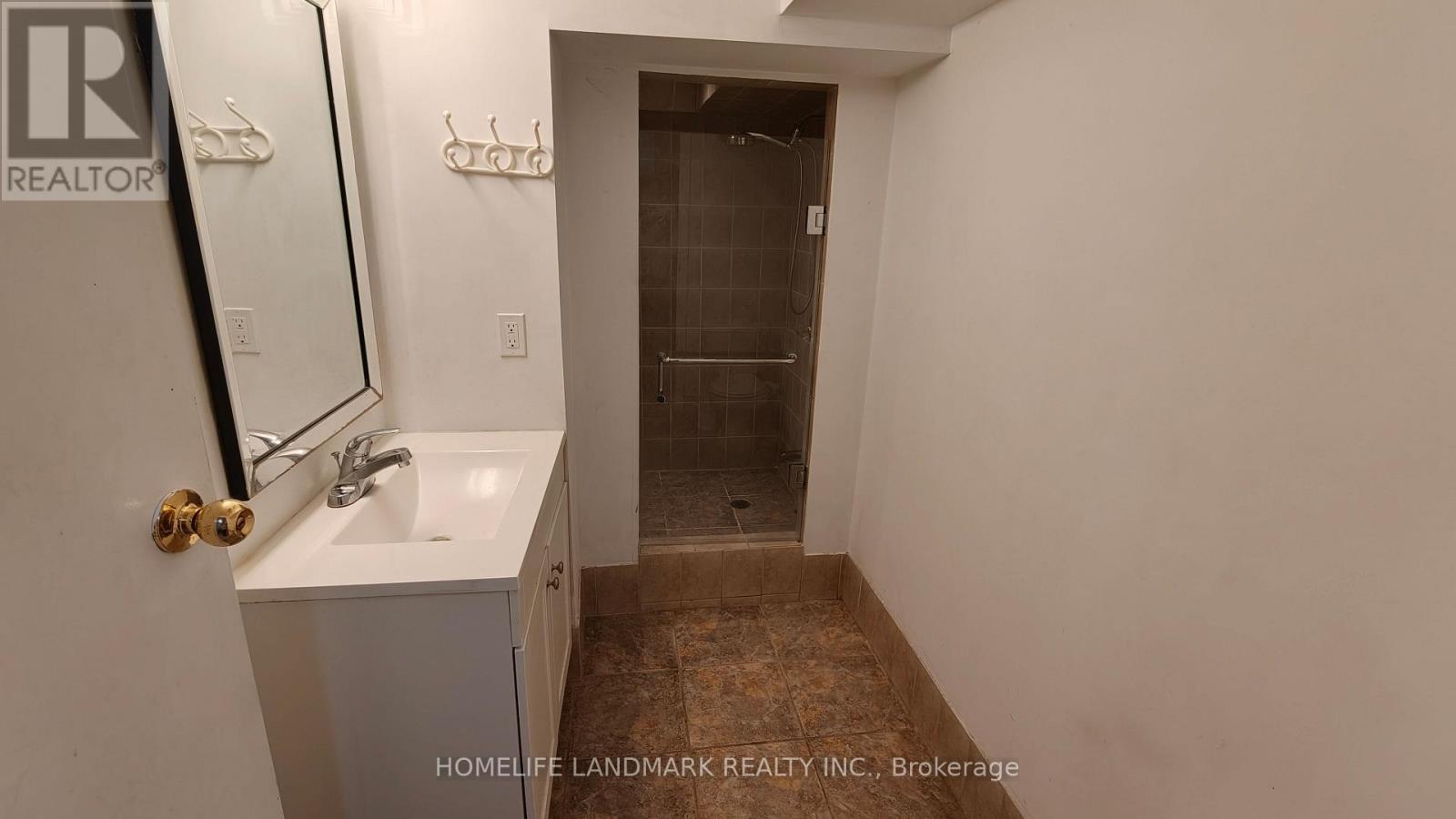 Bsmt 1# - 385 Marybay Crescent, Richmond Hill, Ontario  L4C 2X5 - Photo 11 - N13471638
