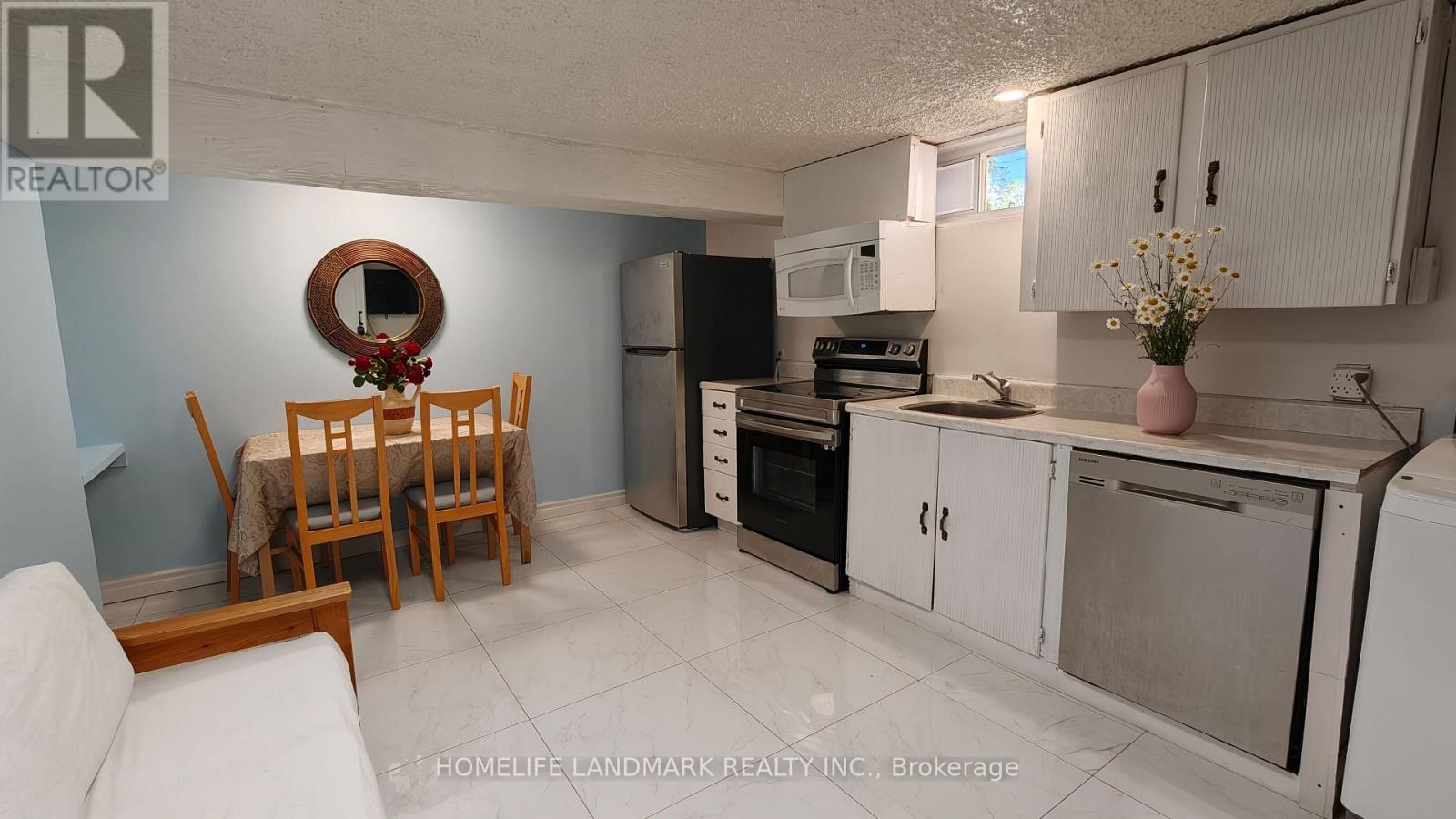 Bsmt 1# - 385 Marybay Crescent, Richmond Hill, Ontario  L4C 2X5 - Photo 4 - N13471638