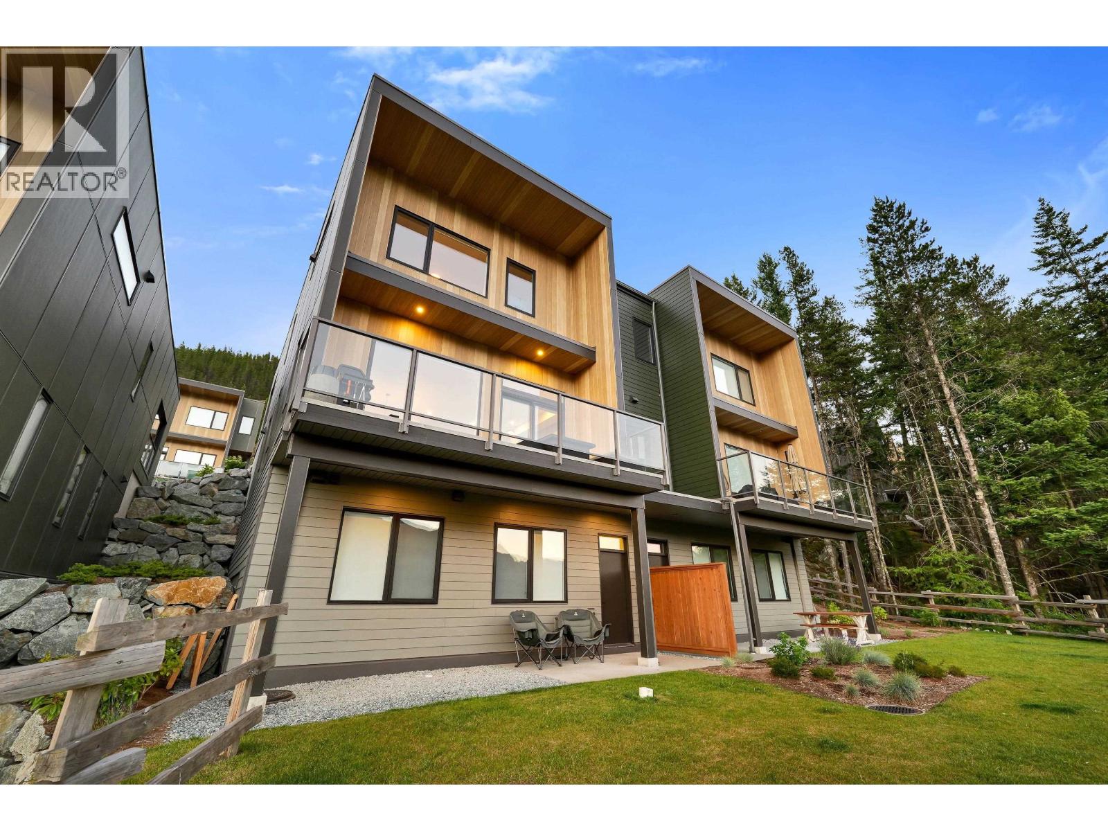 39249 Stellar Drive, Squamish, British Columbia V8B 1G2 - Photo 31 - R3137339