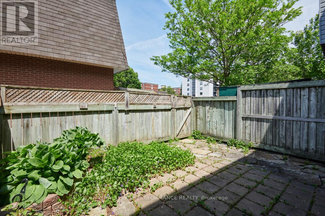 1743 Heatherington Road, Ottawa, Ontario  K1V 8T8 - Photo 39 - X13234950