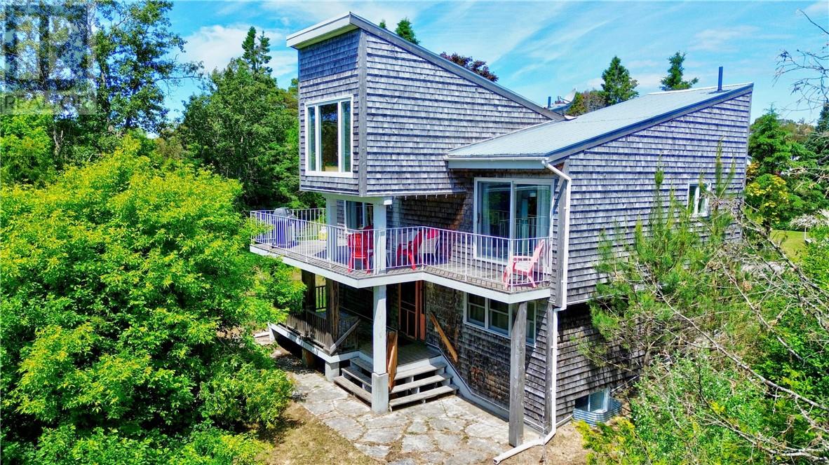 111 Mcnevin Street, Providence Bay, Ontario  P0P 1T0 - Photo 3 - 2128238