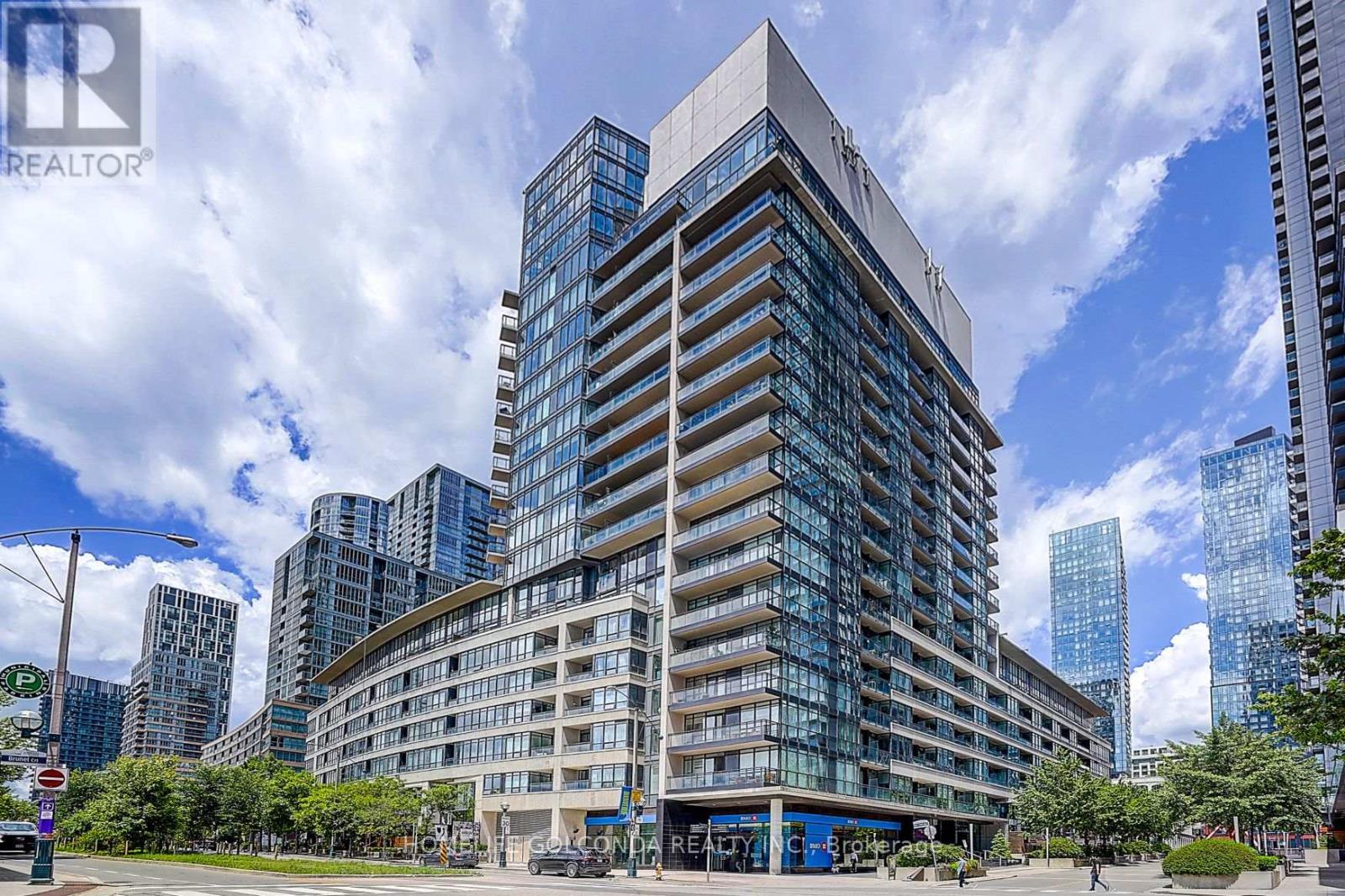 1105 - 8 TELEGRAM MEWS, Toronto, Ontario