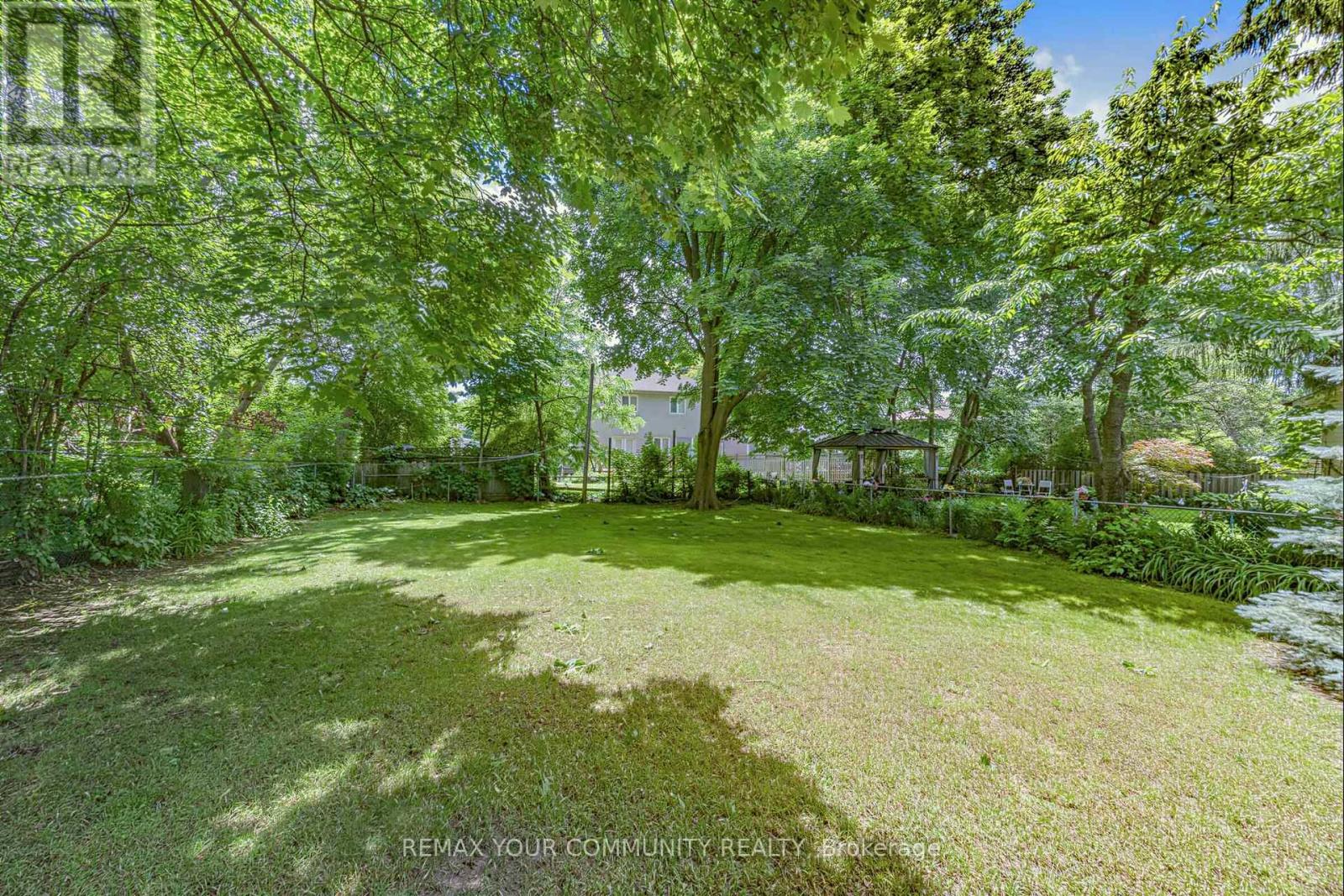 49 Moore Park Avenue, Toronto, Ontario  M2M 1M8 - Photo 32 - C13466098