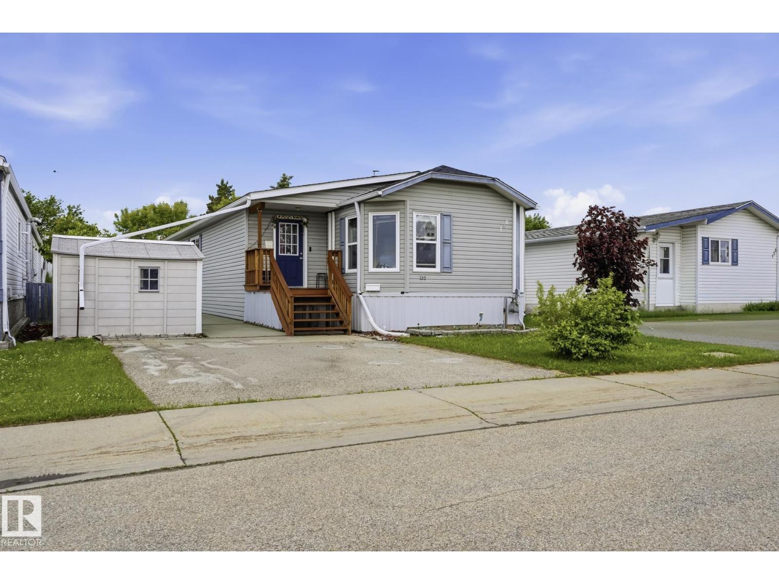 120 Springfield Cr, Spruce Grove, Alberta  T7X 3H8 - Photo 2 - E4494676