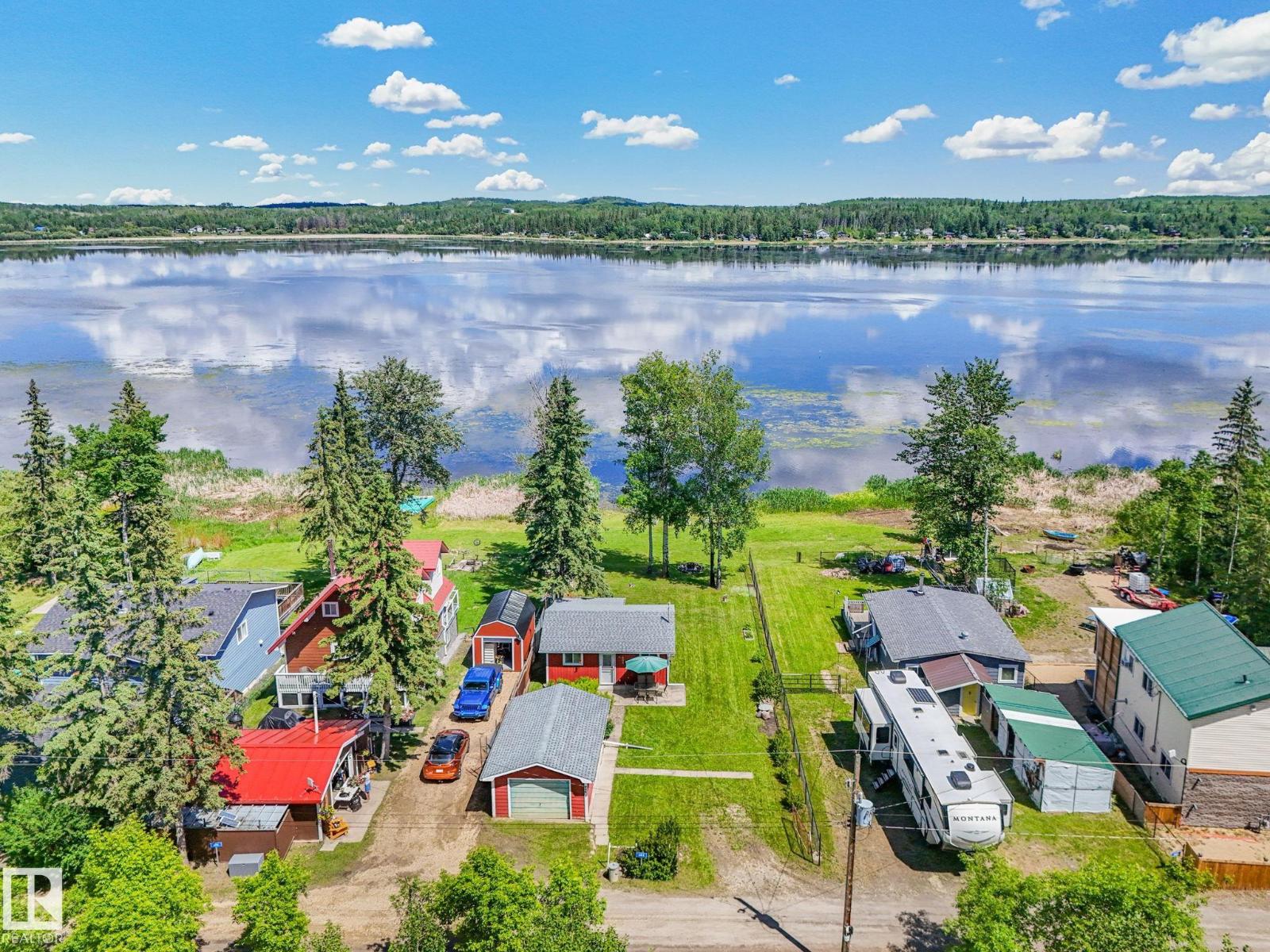 604 Blue Heron Drive, Rural Lac Ste. Anne County, Alberta  T0E 1V0 - Photo 3 - E4494958