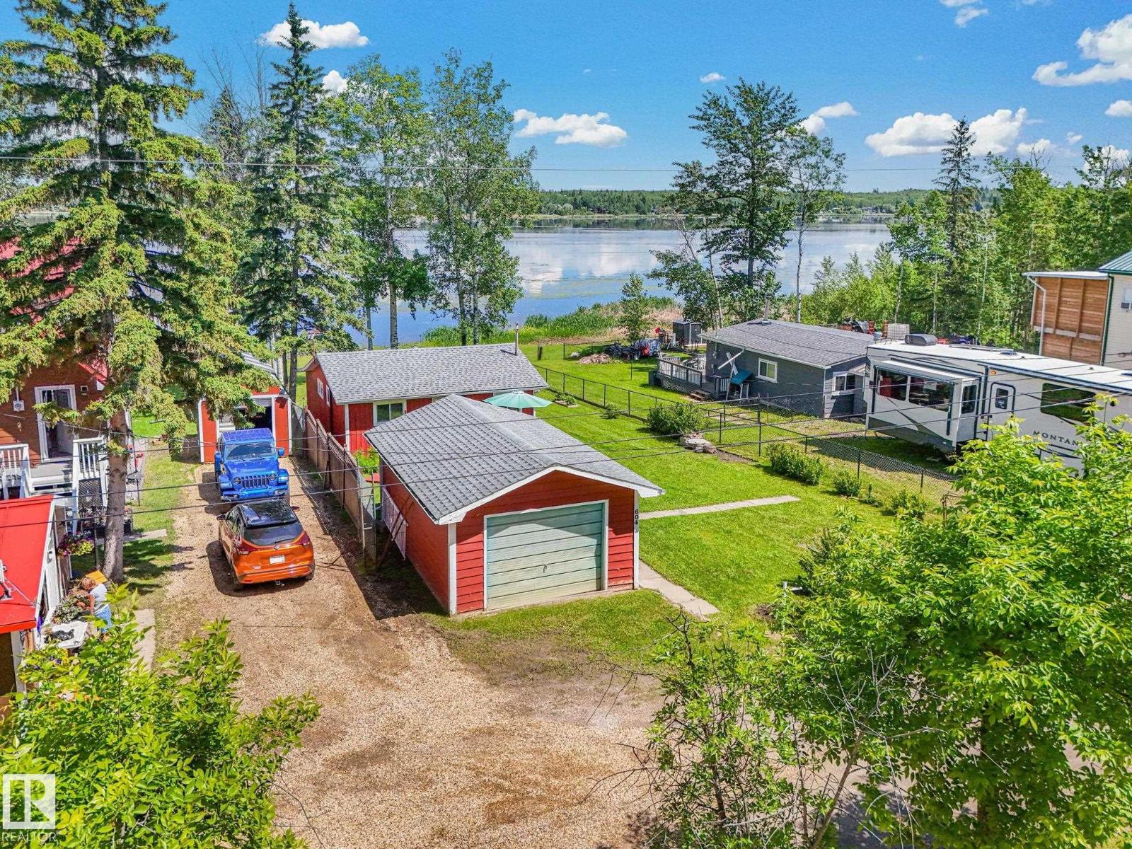 604 Blue Heron Drive, Rural Lac Ste. Anne County, Alberta  T0E 1V0 - Photo 5 - E4494958