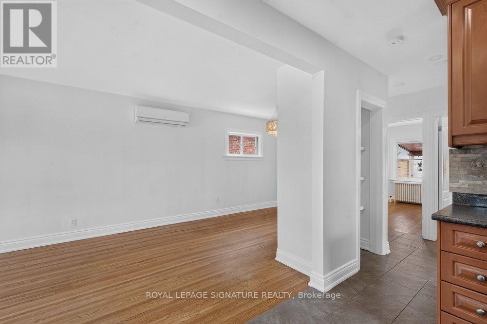 57 Miranda Avenue, Toronto, Ontario  M6E 4G3 - Photo 10 - W13463824