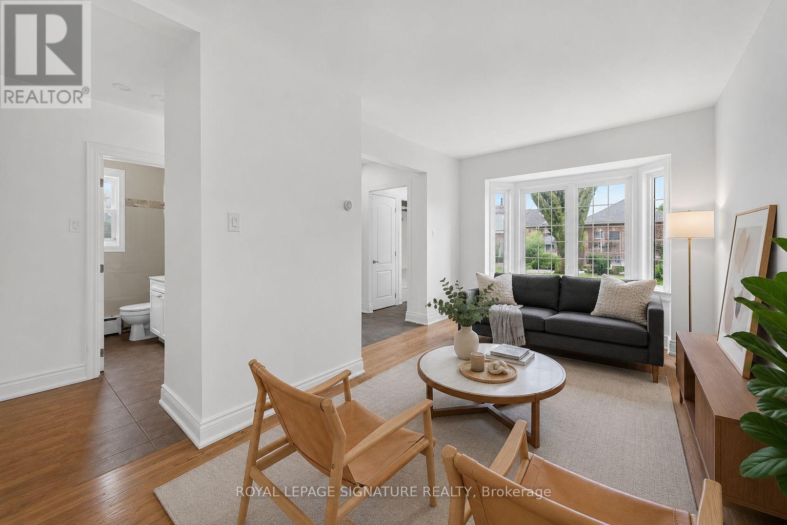 57 Miranda Avenue, Toronto, Ontario  M6E 4G3 - Photo 8 - W13463824