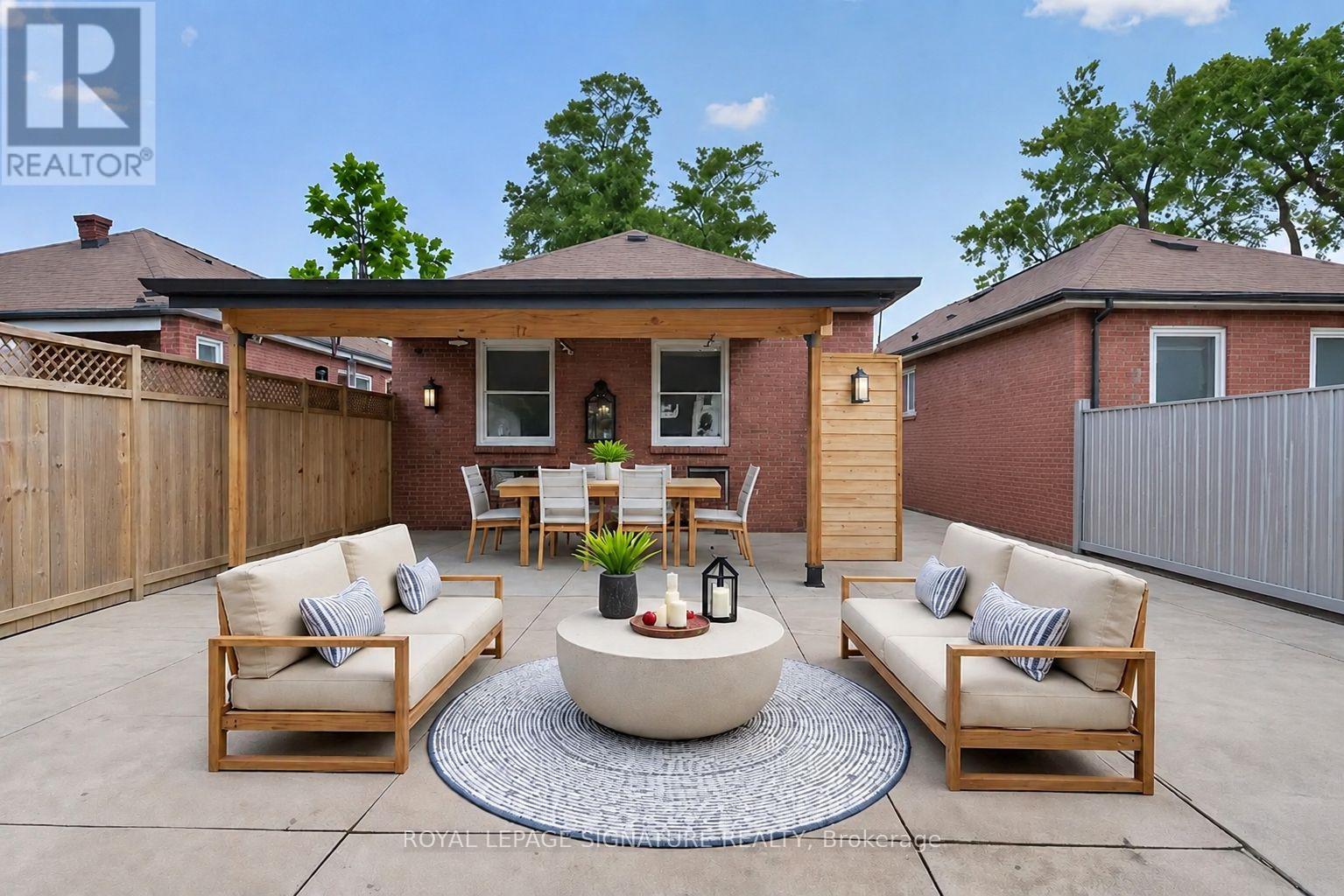 57 Miranda Avenue, Toronto, Ontario  M6E 4G3 - Photo 42 - W13463824