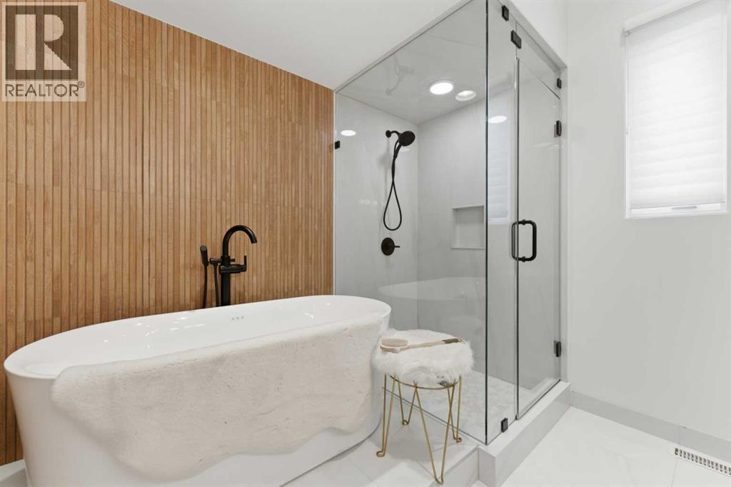 79 Bel-Aire Place SW, Calgary, Alberta  T2V 2C3 - Photo 30 - A2320270