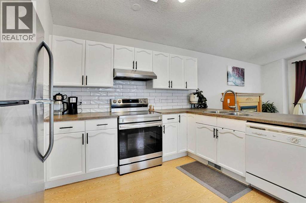 921 Arbour Lake Road NW, Calgary, Alberta  T3G 4S9 - Photo 22 - A2316489