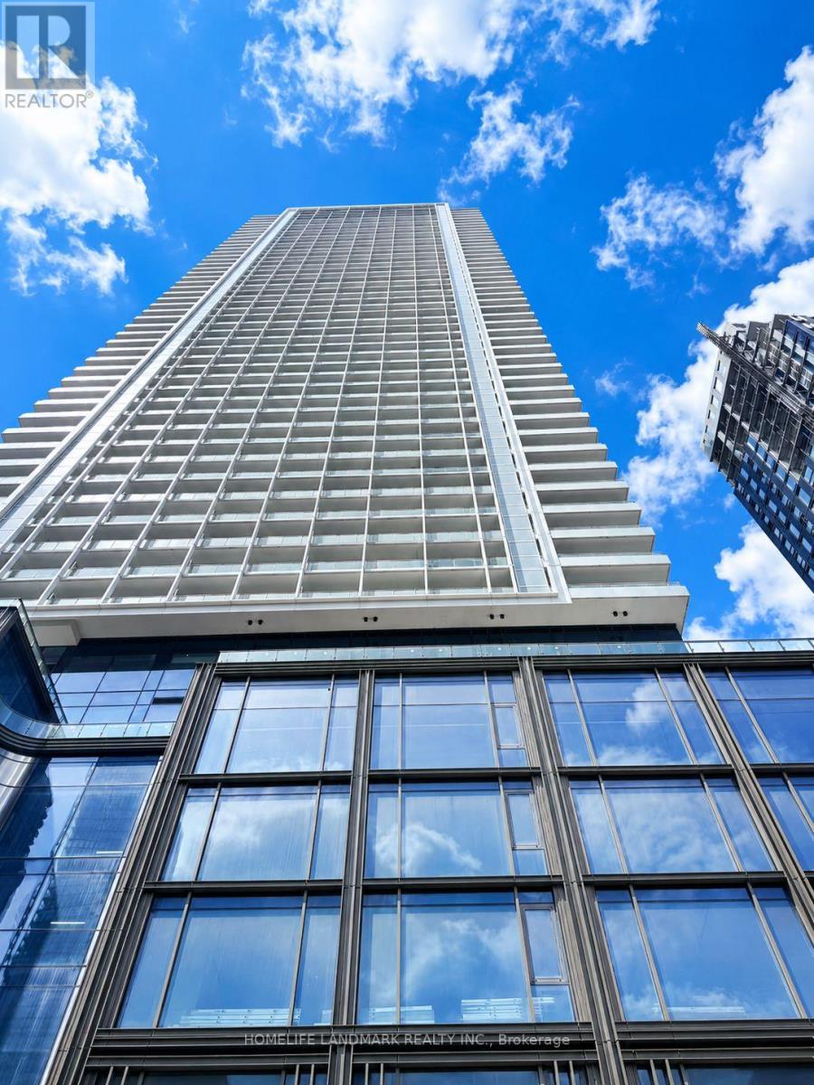 5202 - 88 QUEEN STREET E, Toronto, Ontario