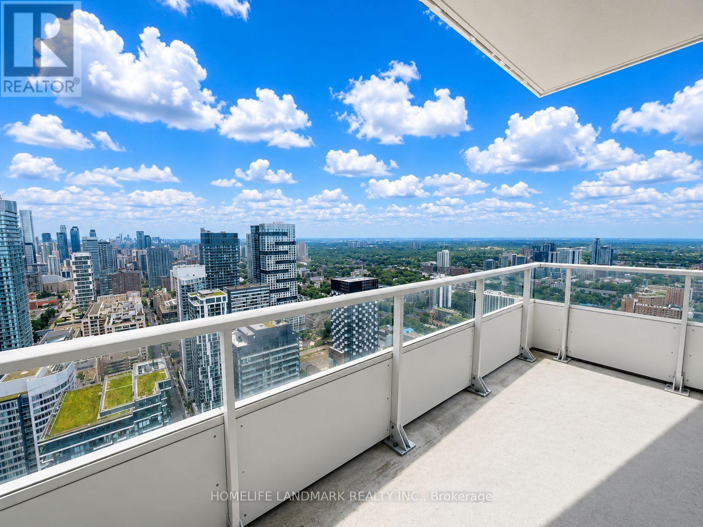 5202 - 88 Queen Street E, Toronto, Ontario  M5C 0B6 - Photo 3 - C13471710