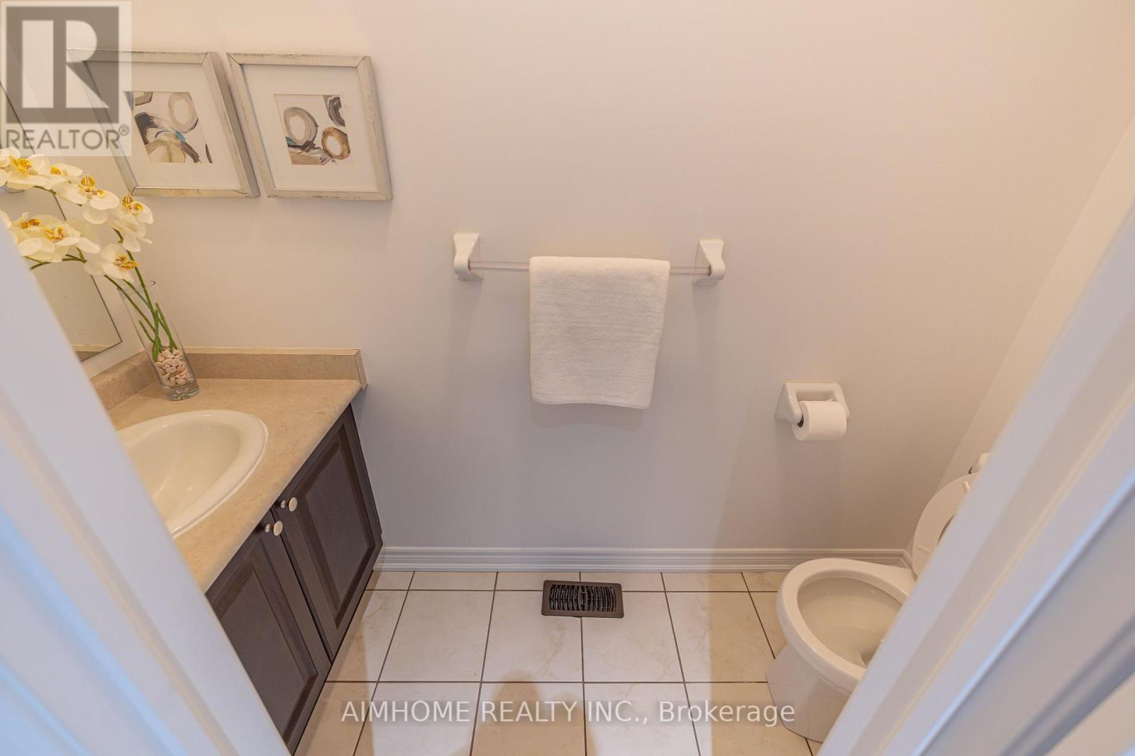 44 Nipigon Avenue, Markham, Ontario  L6C 0X6 - Photo 13 - N13469836