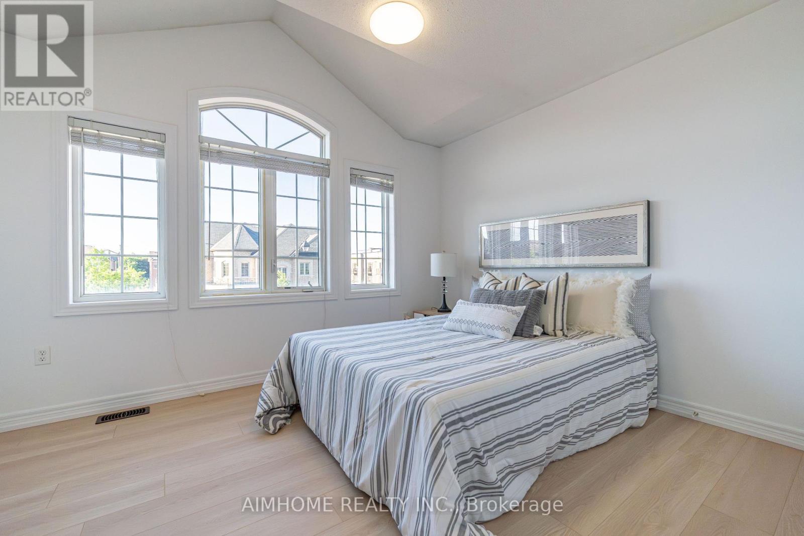 44 Nipigon Avenue, Markham, Ontario  L6C 0X6 - Photo 32 - N13469836