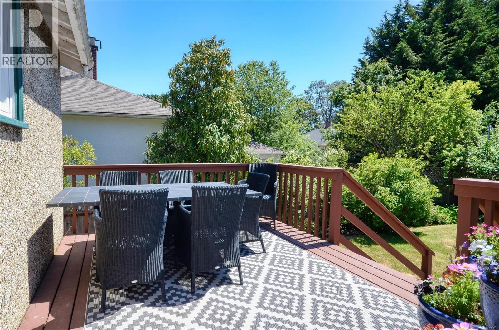 2331 Pacific Ave, Oak Bay, British Columbia  V8R 6V7 - Photo 37 - 1039994