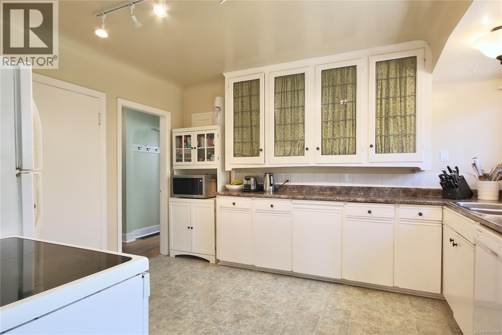 2331 Pacific Ave, Oak Bay, British Columbia  V8R 6V7 - Photo 14 - 1039994