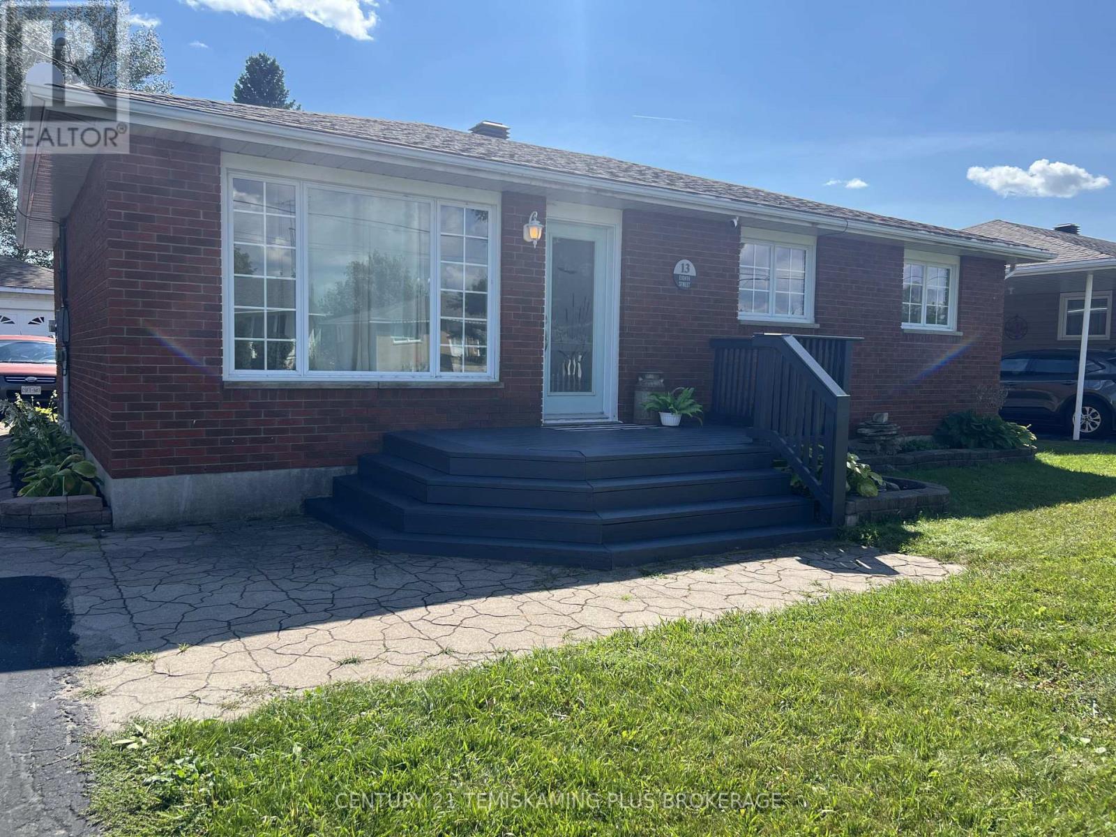 13 Eighth Street, Armstrong, Ontario  P0J 1E0 - Photo 2 - T13471720