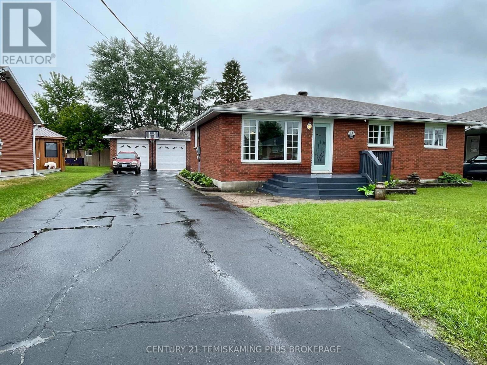 13 Eighth Street, Armstrong, Ontario  P0J 1E0 - Photo 5 - T13471720