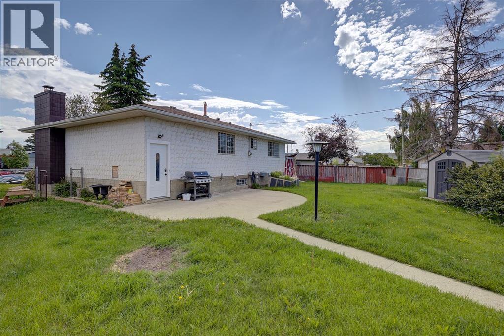 35 Penworth Place SE, Calgary, Alberta  T2A 4G4 - Photo 5 - A2322832