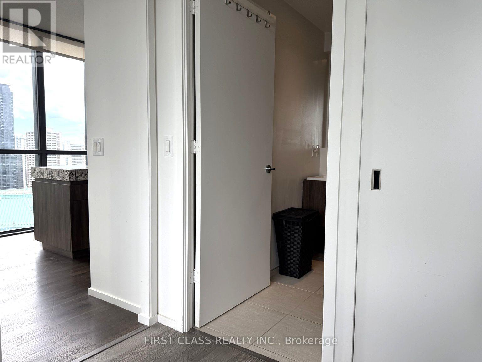 2010 - 101 Charles Street E, Toronto, Ontario  M4Y 0A9 - Photo 22 - C13471714