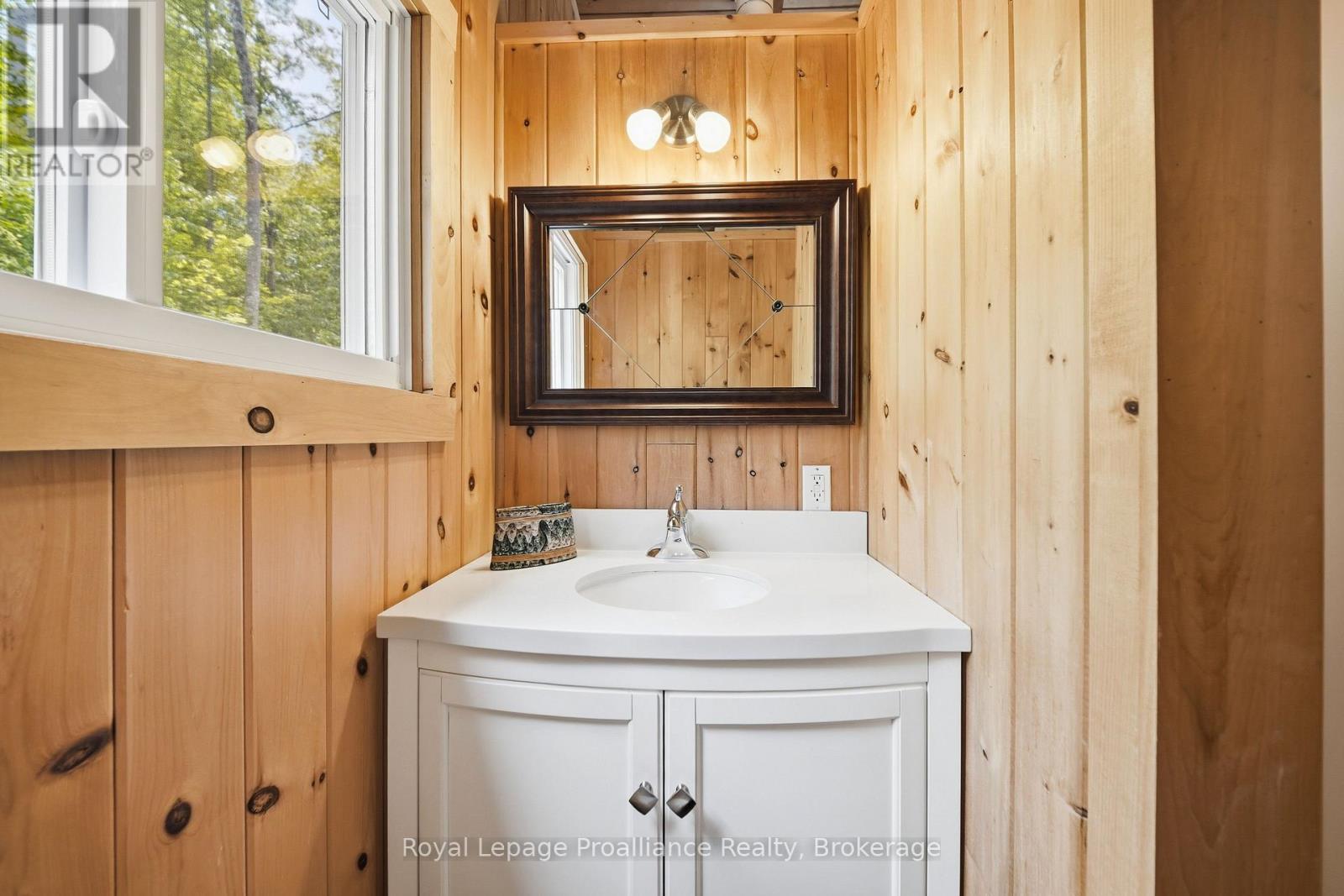764 Mazinaw Lake (Water Access Only), Addington Highlands, Ontario  K0H 1K0 - Photo 31 - X13471736