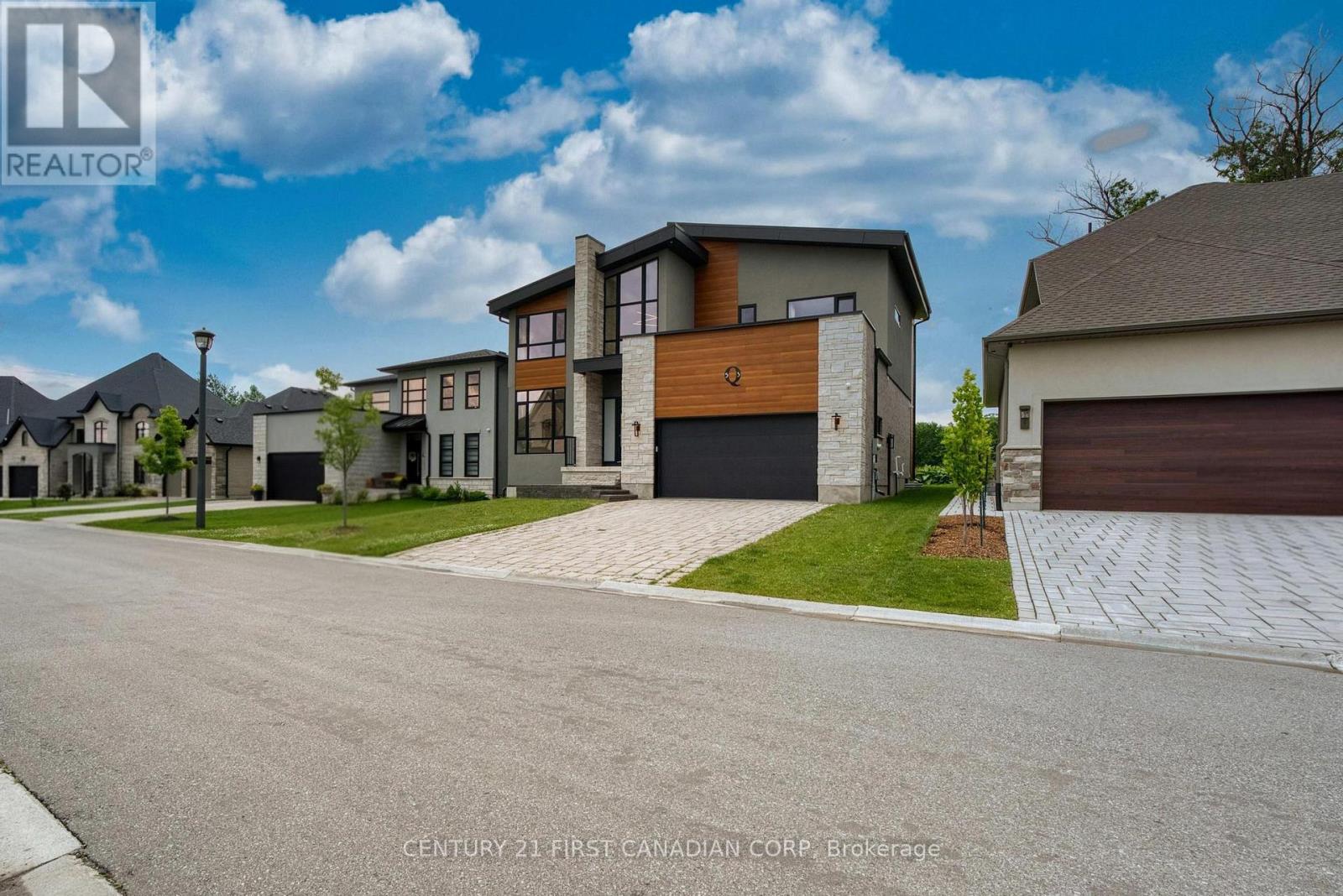 53 Edwin Drive, London South, Ontario  N6C 2S9 - Photo 3 - X13043928