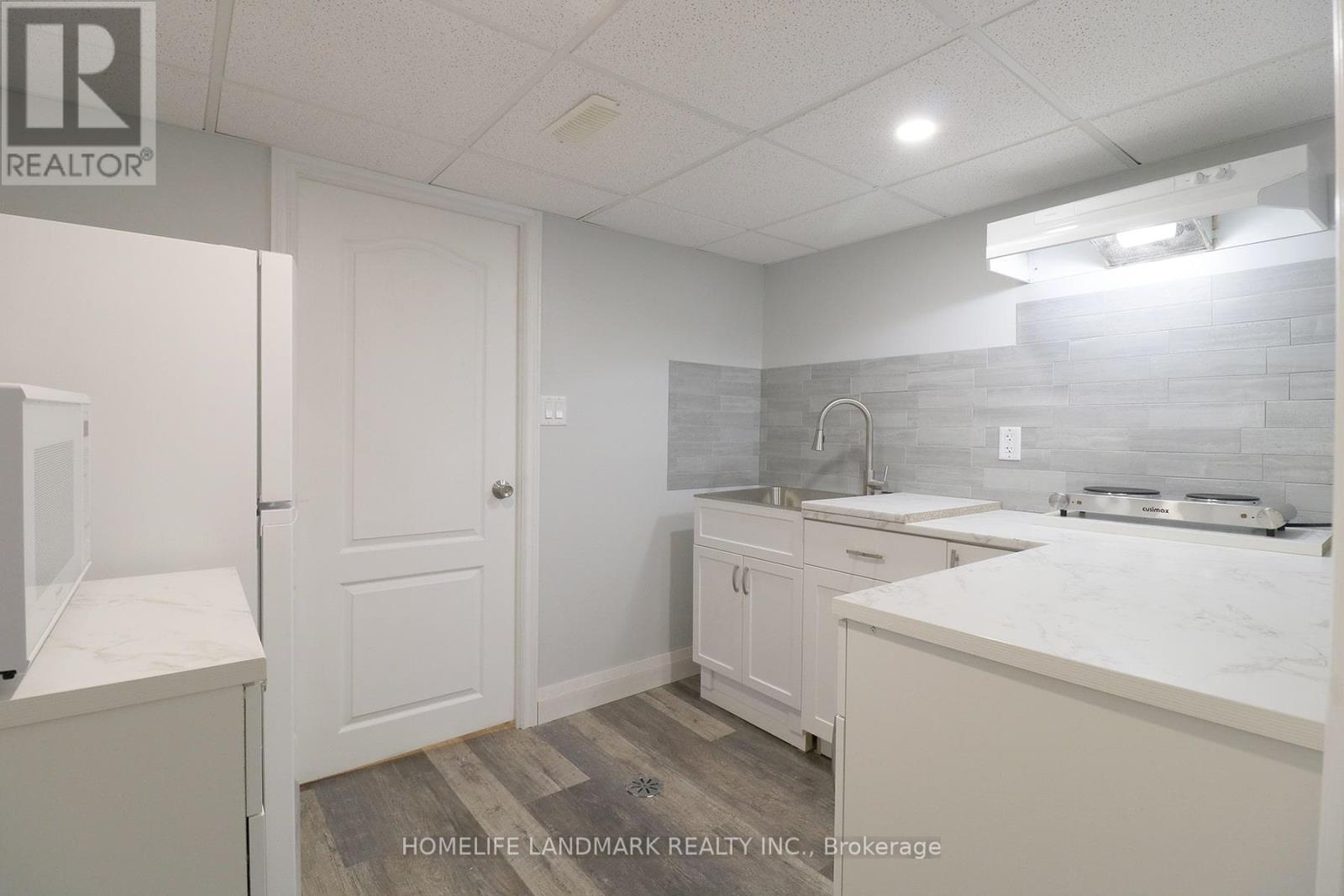 Walkout Lower - 35 Vessel Crescent, Toronto, Ontario  M1C 5K6 - Photo 12 - E13471750
