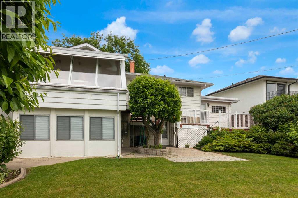 1031 Thorneycroft Drive NW, Calgary, Alberta  T2K 3K7 - Photo 36 - A2309461
