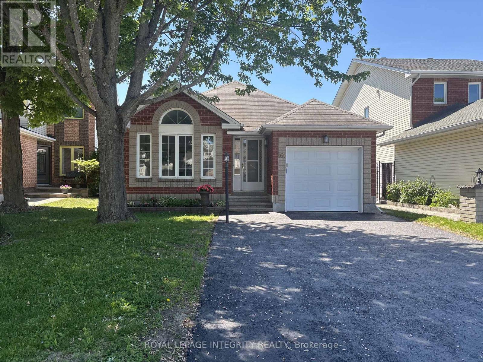 161 LONGSHIRE CIRCLE, Ottawa, Ontario