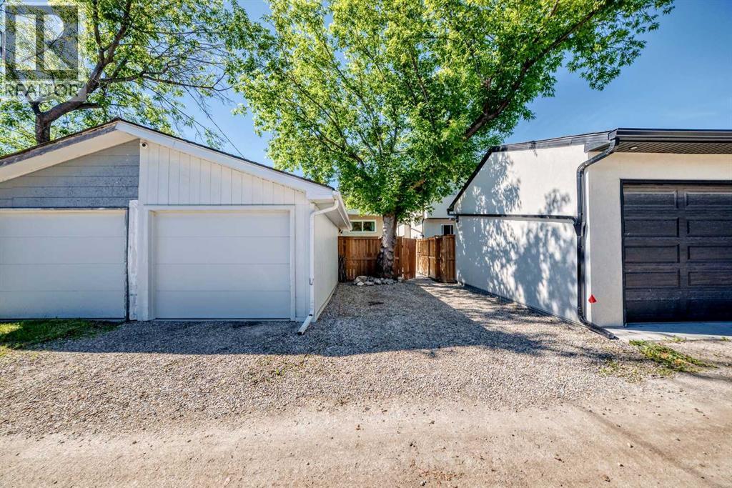 2124b 52 Avenue Sw, Calgary, Alberta  T3E 1K3 - Photo 41 - A2322926