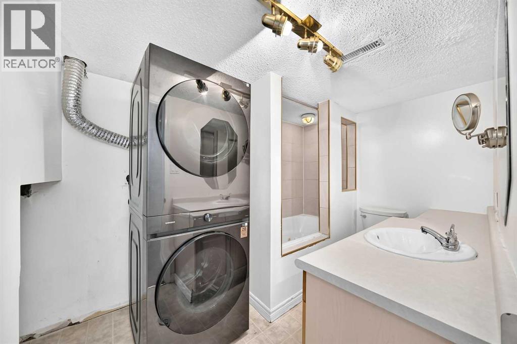 2124b 52 Avenue Sw, Calgary, Alberta  T3E 1K3 - Photo 38 - A2322926