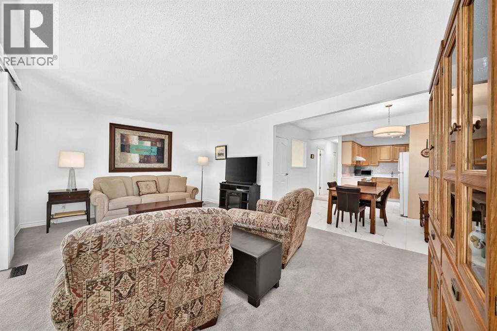 2124b 52 Avenue Sw, Calgary, Alberta  T3E 1K3 - Photo 17 - A2322926