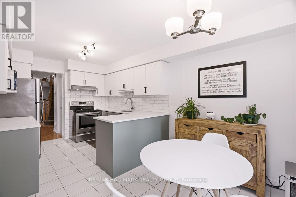 1542 Tonilee Drive, Ottawa, Ontario  K1J 1C1 - Photo 19 - X13471760