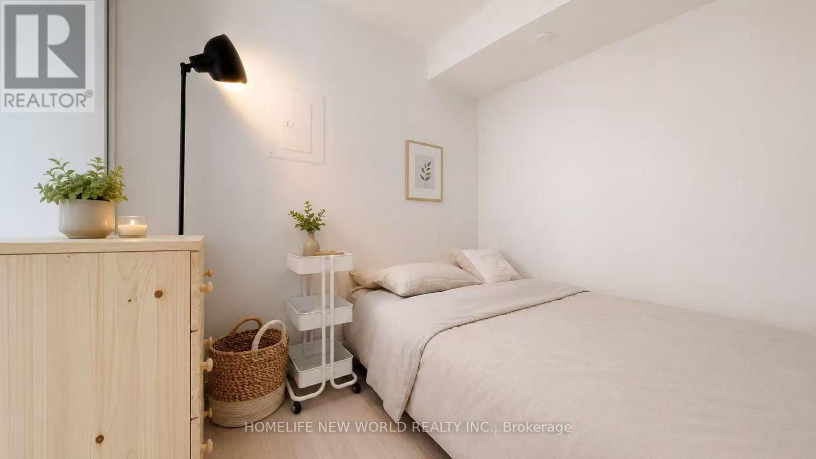 1702 - 181 Dundas Street E, Toronto, Ontario  M5A 0N5 - Photo 11 - C13471480