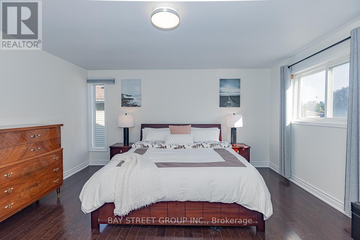 36 Lilac Avenue, Markham, Ontario  L3T 5K2 - Photo 9 - N13471756