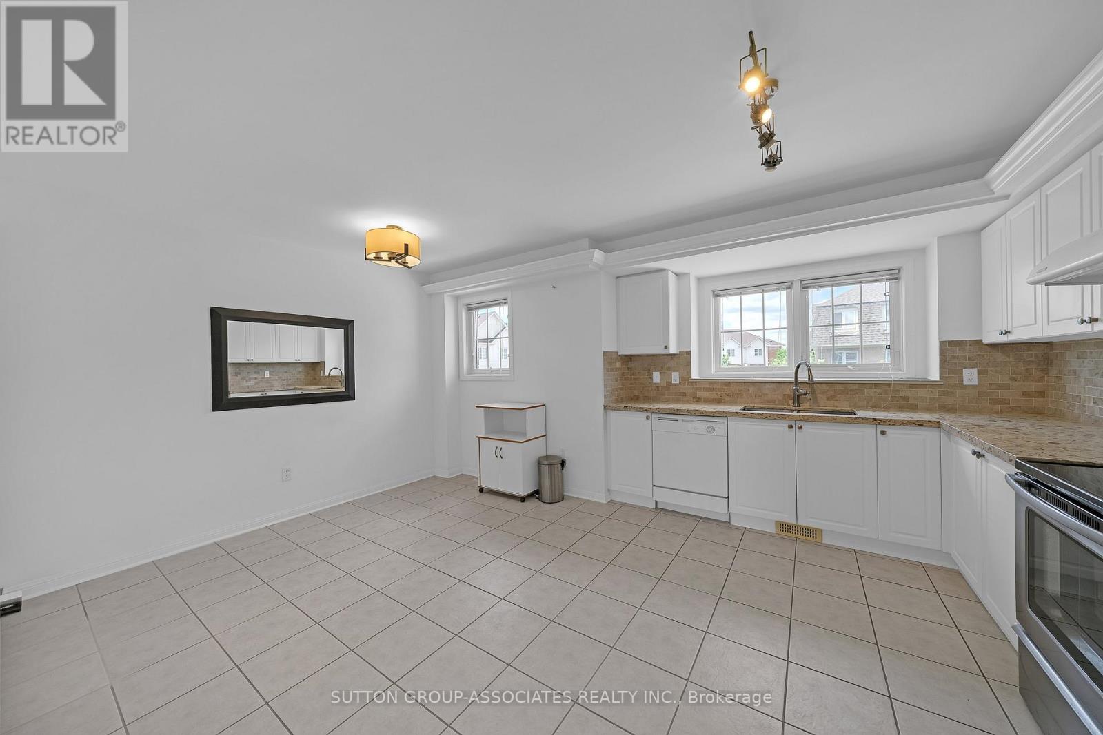 11 Nakina Way, Markham, Ontario  L3R 5Y7 - Photo 15 - N13444296